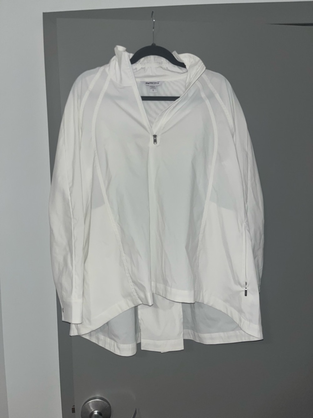 Athleta Utility Windbreaker Jacket Size small -NWOT